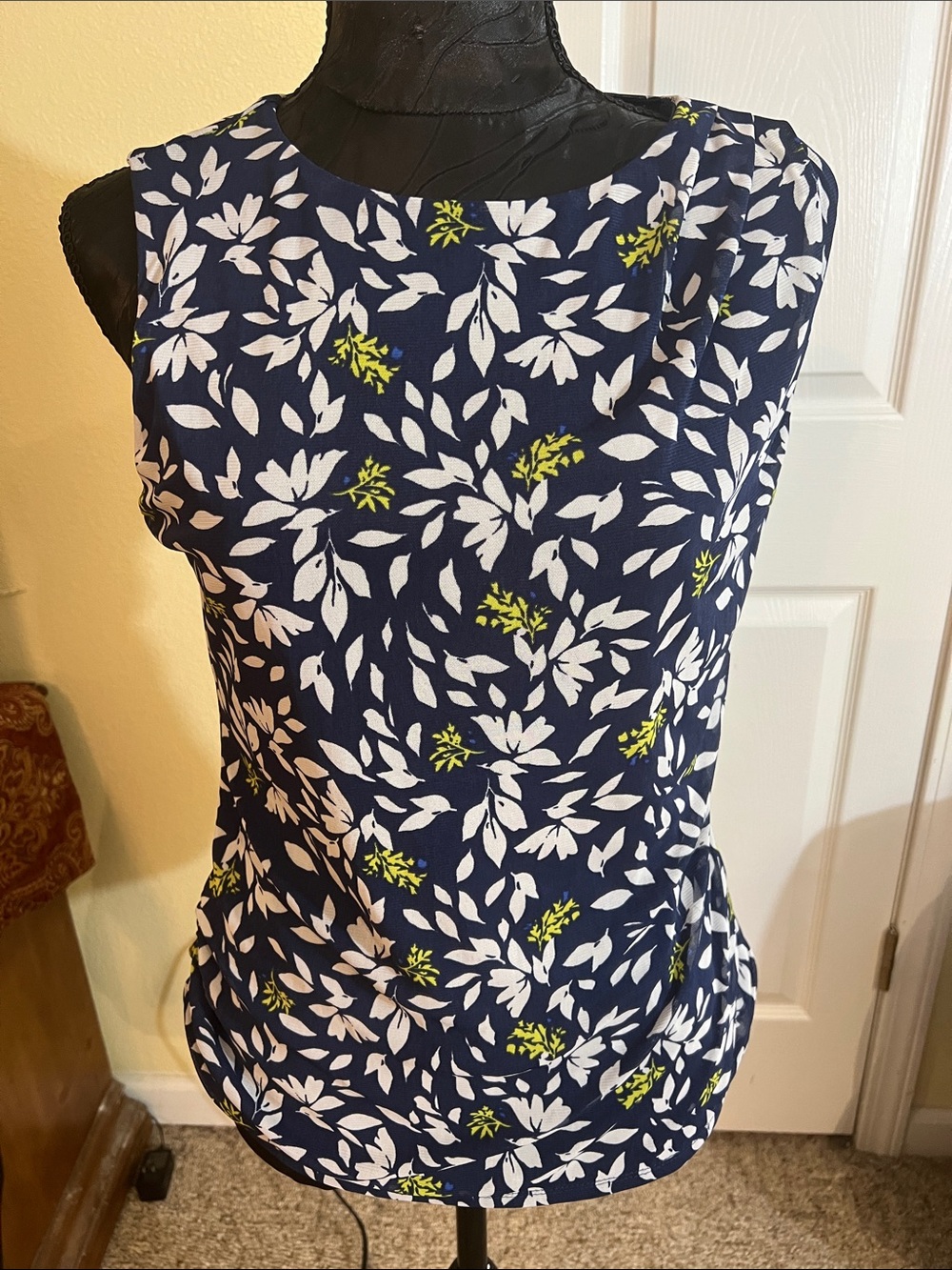 PerSeption Concept Navy Floral Sleeveless Shell with White & Lime Print